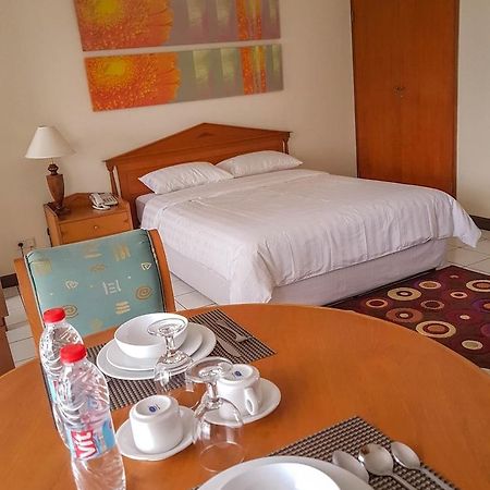 กรียา ปราปันจา อพาร์ตเมนต์ Apartment จาการ์ตา ภายนอก รูปภาพ